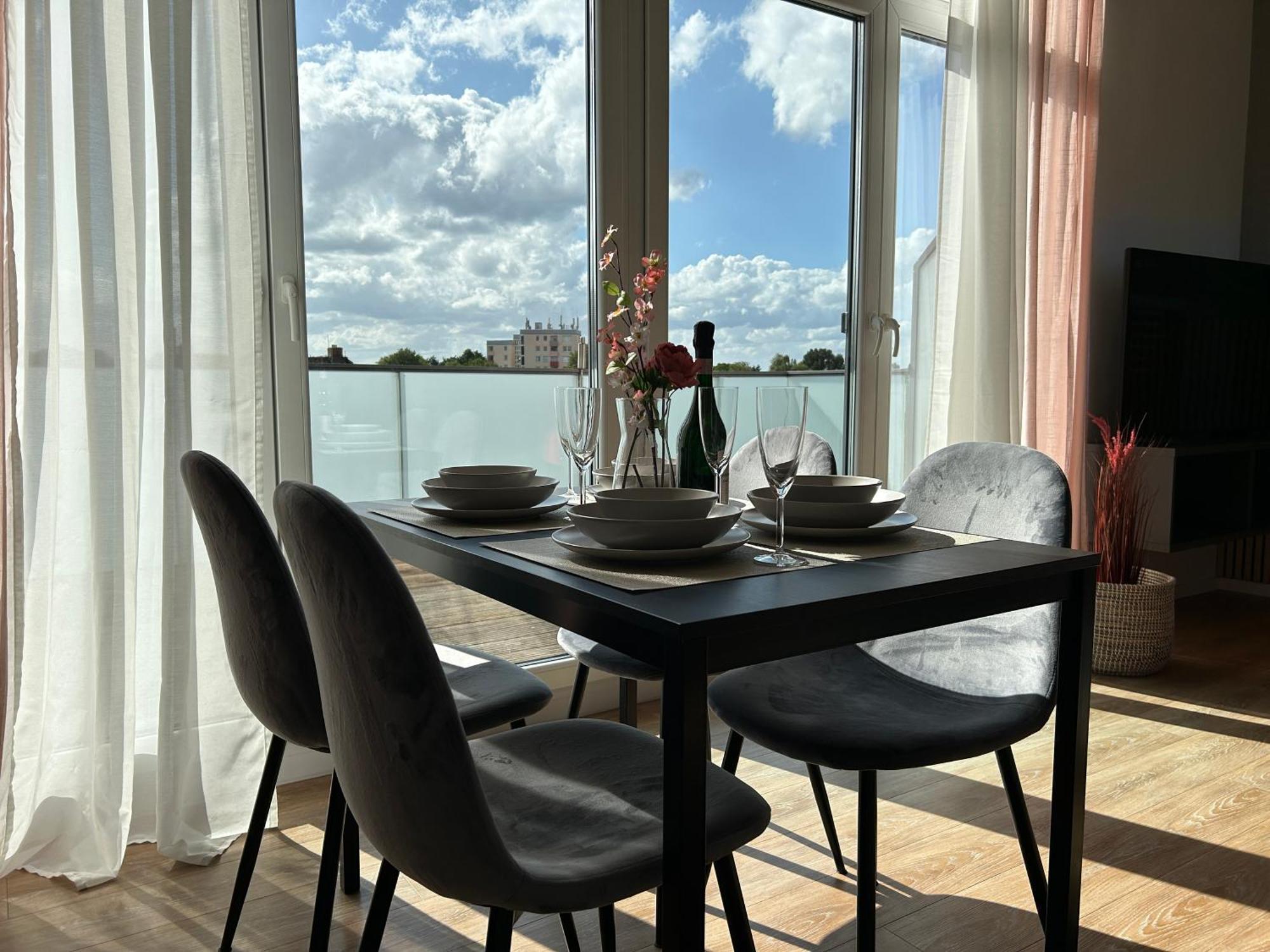 Micasa Ol - Modernes Penthouse - Stellplatz - Kueche - Wlan - Dachterrasse Apartman Oldenburg Kültér fotó