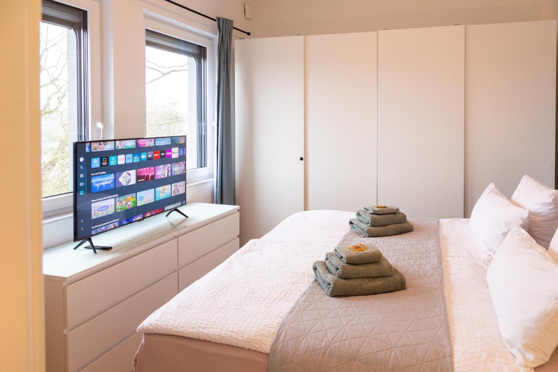 Micasa Ol - Modernes Penthouse - Stellplatz - Kueche - Wlan - Dachterrasse Apartman Oldenburg Kültér fotó