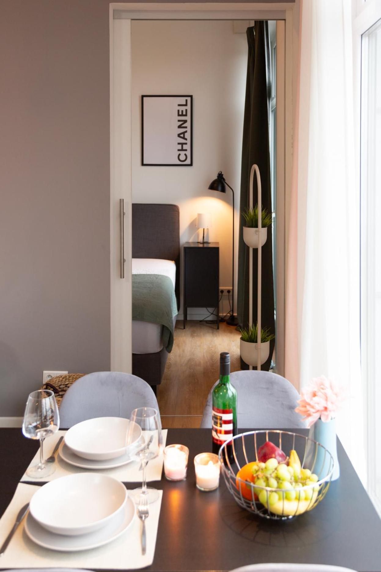 Micasa Ol - Modernes Penthouse - Stellplatz - Kueche - Wlan - Dachterrasse Apartman Oldenburg Kültér fotó