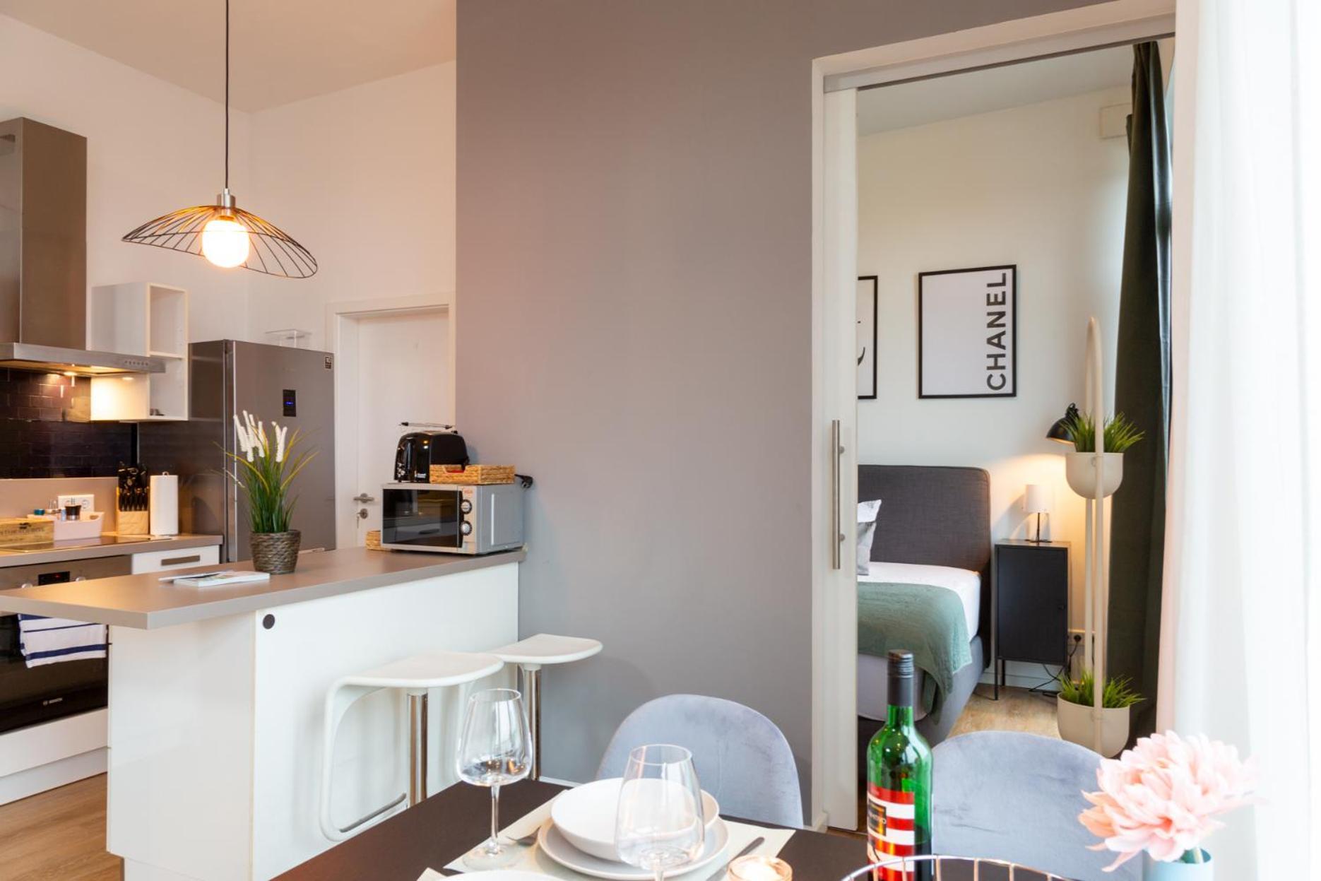 Micasa Ol - Modernes Penthouse - Stellplatz - Kueche - Wlan - Dachterrasse Apartman Oldenburg Kültér fotó