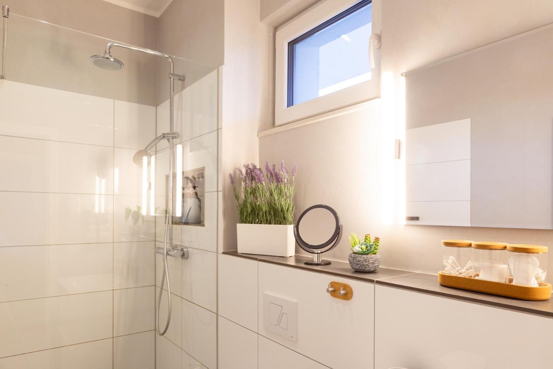 Micasa Ol - Modernes Penthouse - Stellplatz - Kueche - Wlan - Dachterrasse Apartman Oldenburg Kültér fotó